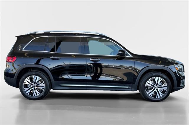 new 2024 Mercedes-Benz GLB 250 car, priced at $49,515