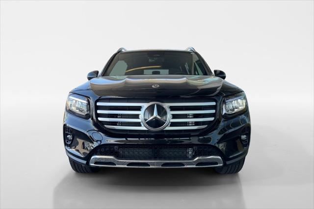 new 2024 Mercedes-Benz GLB 250 car, priced at $49,515