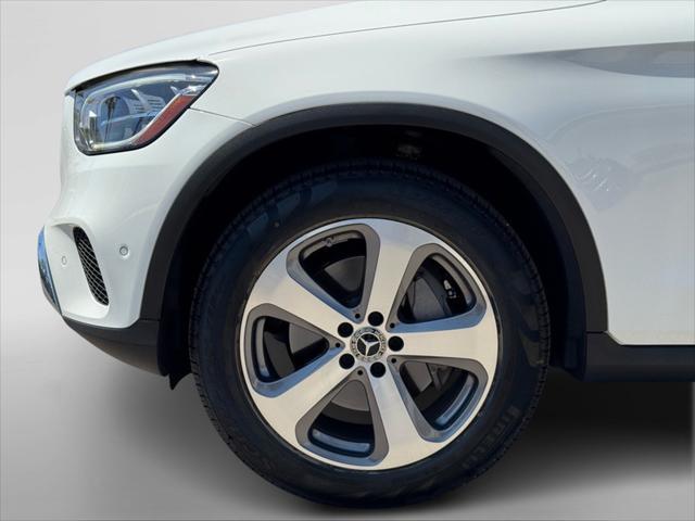 used 2022 Mercedes-Benz GLC 300 car, priced at $28,391