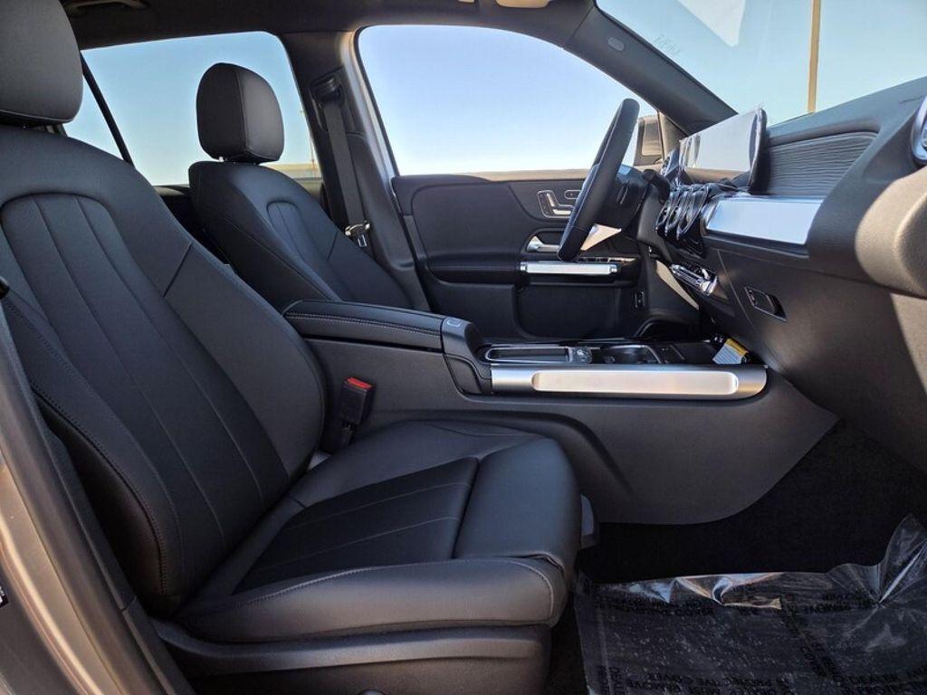 new 2026 Mercedes-Benz GLB 250 car, priced at $50,565