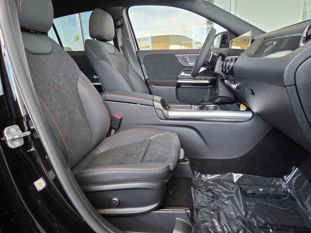 new 2026 Mercedes-Benz GLA 250 car, priced at $51,280