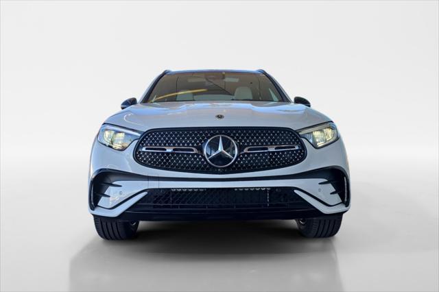 new 2025 Mercedes-Benz GLC 350e car, priced at $70,175