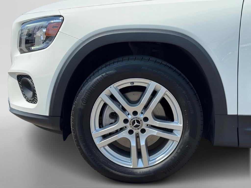 used 2022 Mercedes-Benz GLB 250 car, priced at $31,994