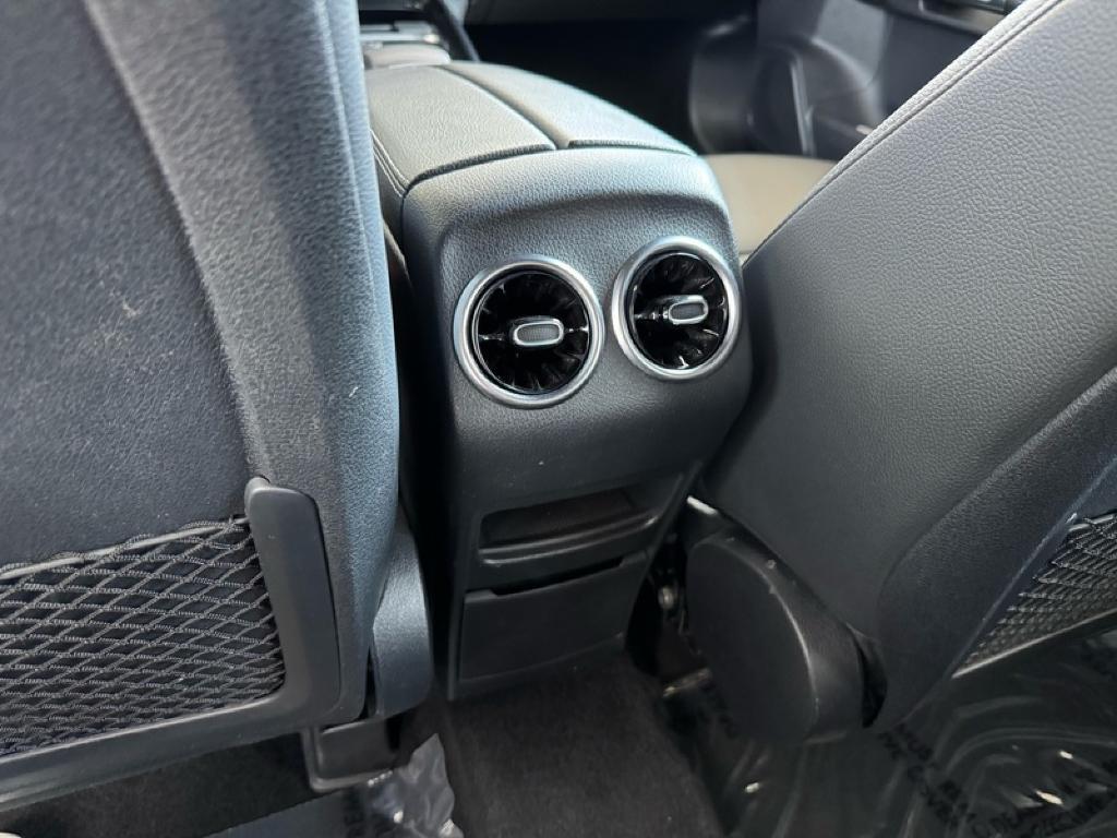 used 2022 Mercedes-Benz GLB 250 car, priced at $31,994