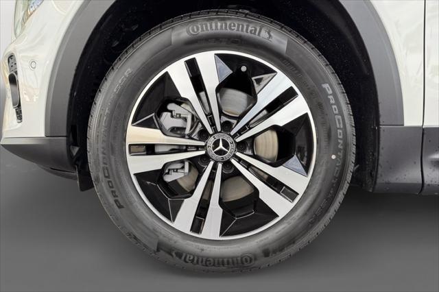 new 2025 Mercedes-Benz GLB 250 car, priced at $48,450