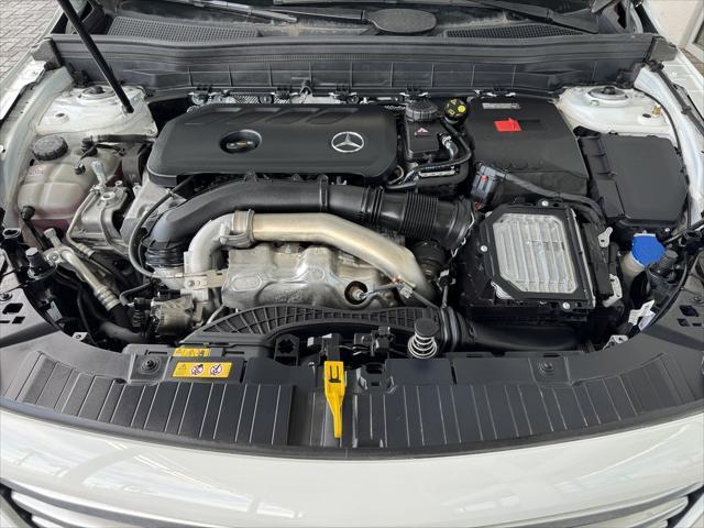 new 2025 Mercedes-Benz GLB 250 car, priced at $48,450