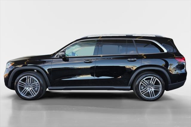 new 2025 Mercedes-Benz GLS 450 car, priced at $92,000