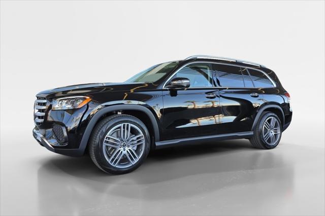 new 2025 Mercedes-Benz GLS 450 car, priced at $92,000