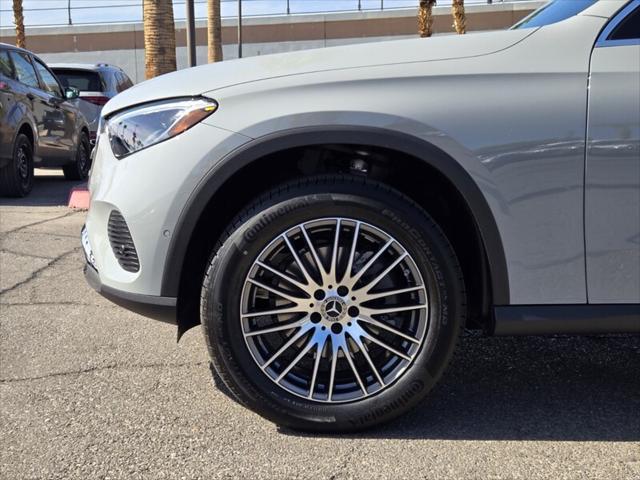 new 2025 Mercedes-Benz GLC 300 car, priced at $57,625