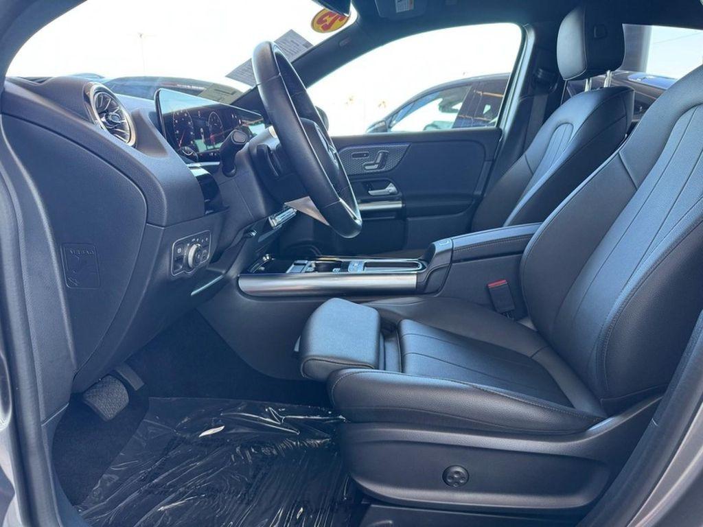 used 2025 Mercedes-Benz GLA 250 car, priced at $39,994