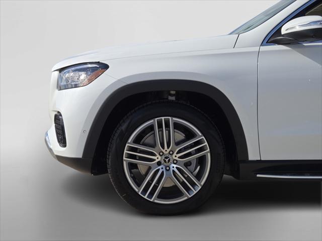 new 2025 Mercedes-Benz GLS 450 car, priced at $98,420