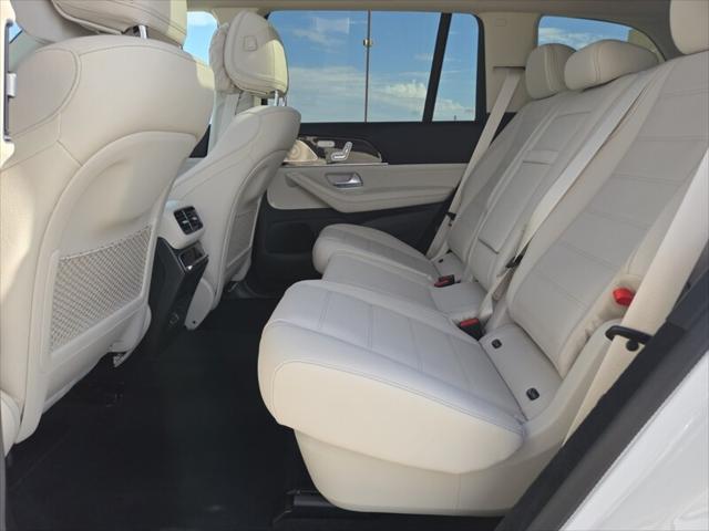 new 2025 Mercedes-Benz GLS 450 car, priced at $98,420