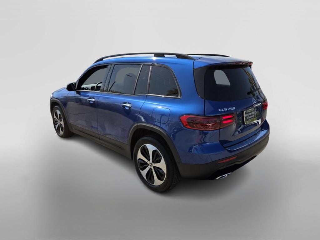 new 2025 Mercedes-Benz GLB 250 car, priced at $48,695