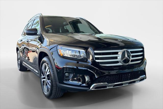 new 2024 Mercedes-Benz GLB 250 car, priced at $49,515