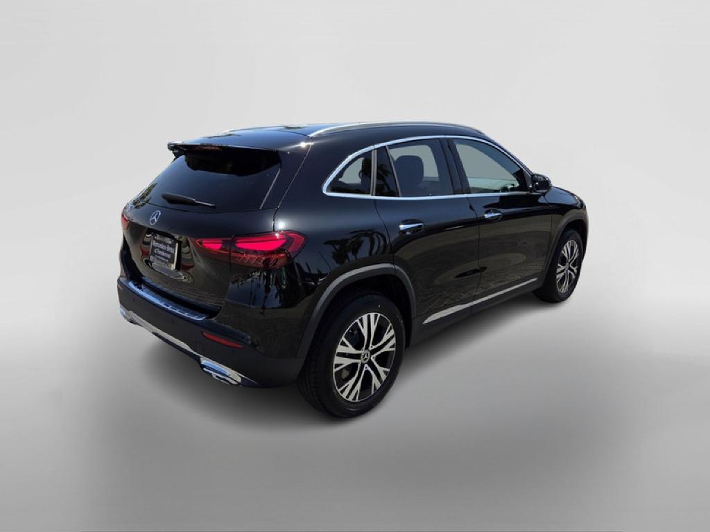 new 2025 Mercedes-Benz GLA 250 car, priced at $46,195
