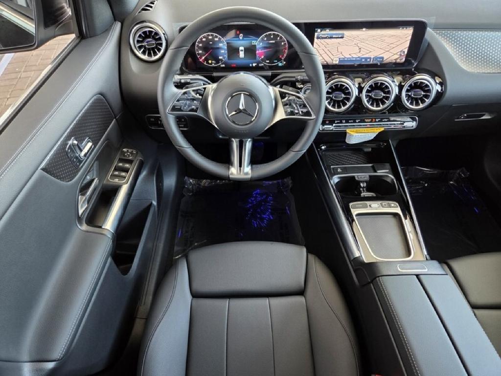 new 2025 Mercedes-Benz GLA 250 car, priced at $46,195