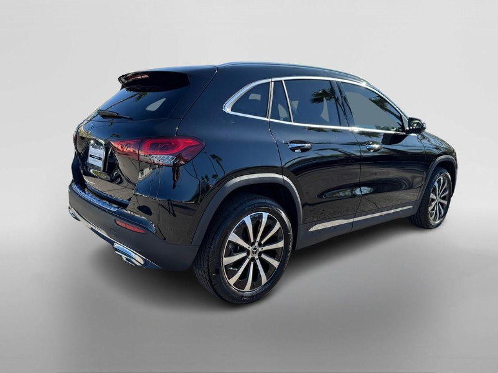 used 2023 Mercedes-Benz GLA 250 car, priced at $34,994