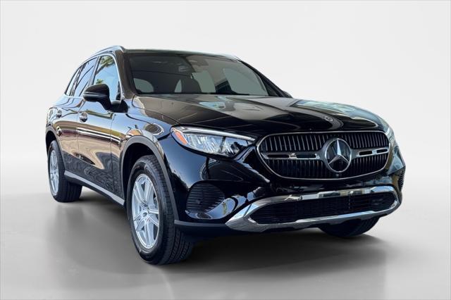 new 2025 Mercedes-Benz GLC 300 car, priced at $52,700