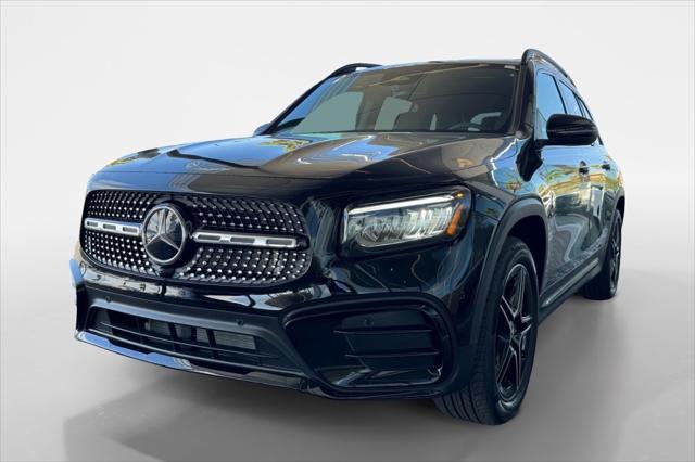 new 2024 Mercedes-Benz GLB 250 car, priced at $52,325