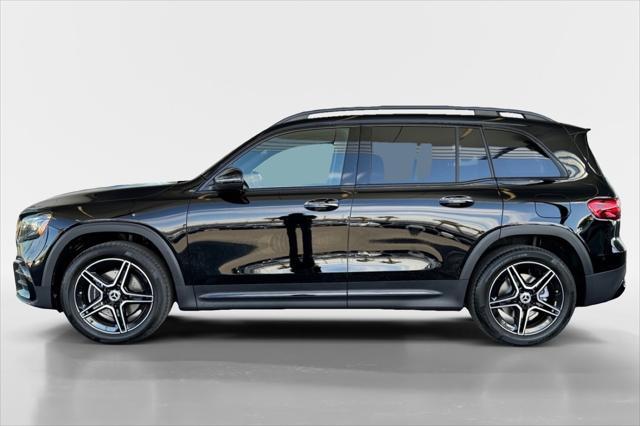 new 2024 Mercedes-Benz GLB 250 car, priced at $52,325