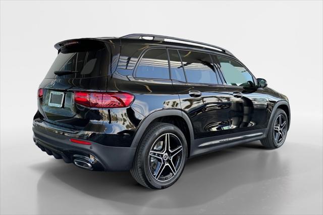 new 2024 Mercedes-Benz GLB 250 car, priced at $52,325