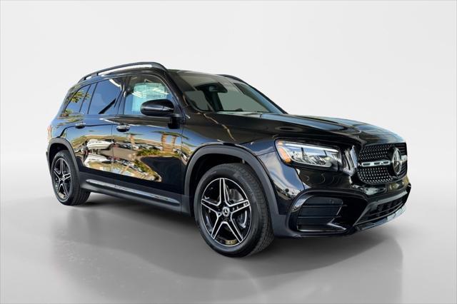 new 2024 Mercedes-Benz GLB 250 car, priced at $52,325