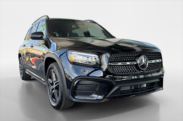 new 2024 Mercedes-Benz GLB 250 car, priced at $52,325