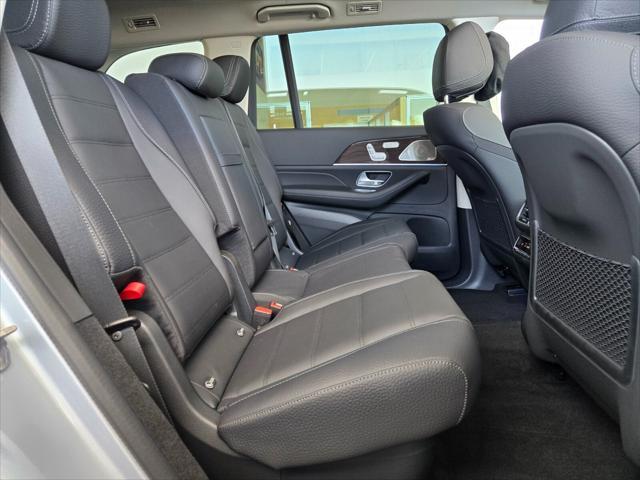 new 2025 Mercedes-Benz GLS 450 car, priced at $102,570