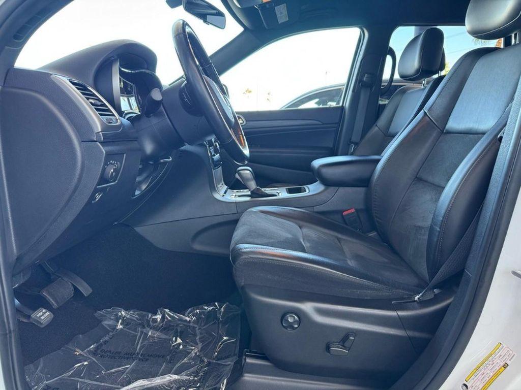 used 2021 Jeep Grand Cherokee car, priced at $25,774