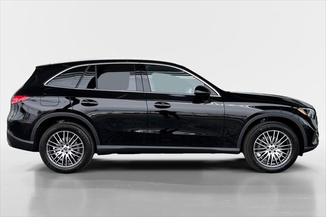 new 2025 Mercedes-Benz GLC 300 car, priced at $52,175