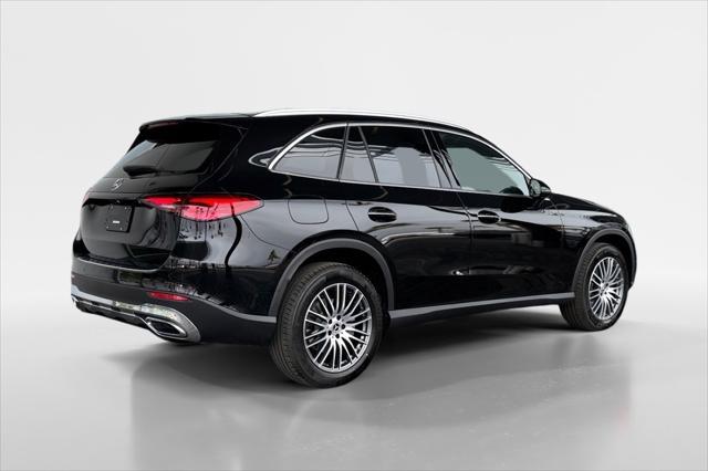 new 2025 Mercedes-Benz GLC 300 car, priced at $52,175