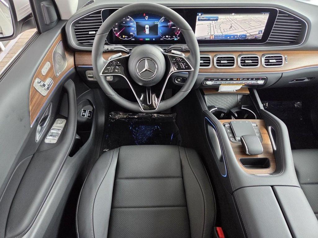 new 2026 Mercedes-Benz GLE 450e car, priced at $77,715
