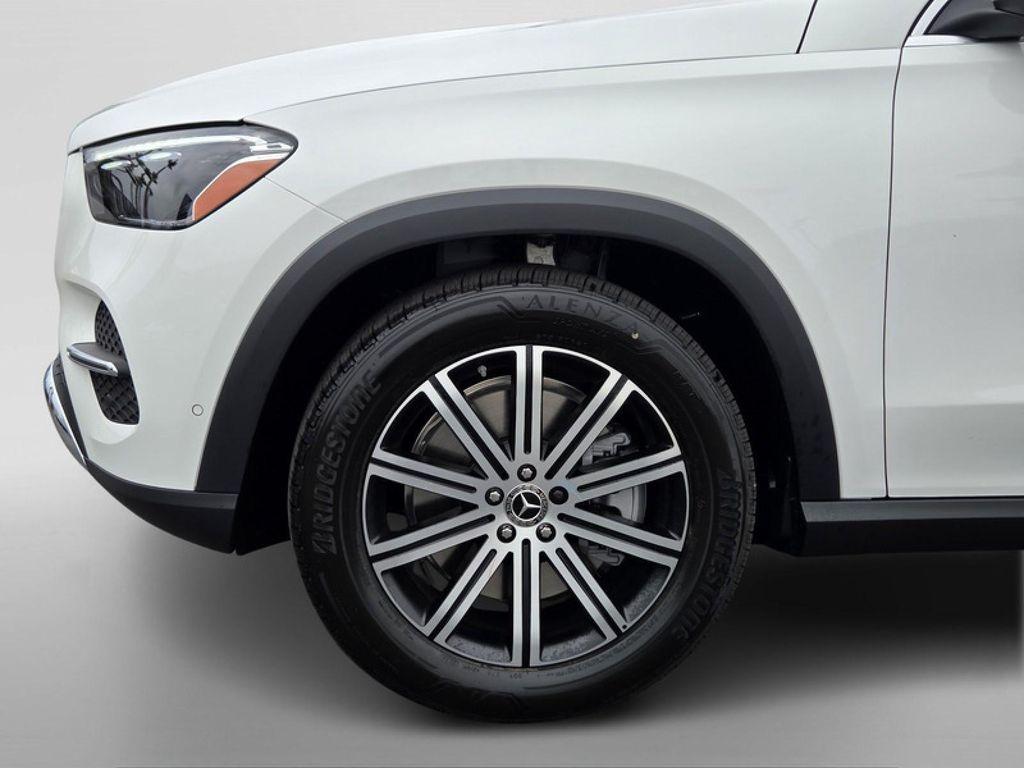 new 2026 Mercedes-Benz GLE 450e car, priced at $77,715