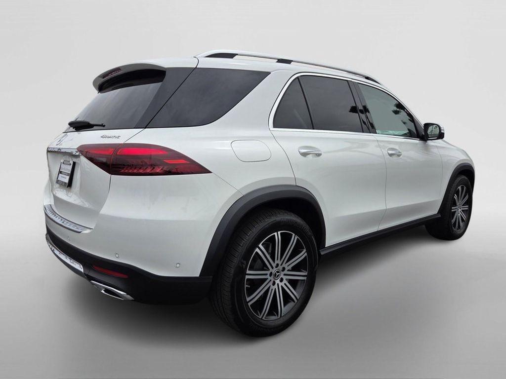 new 2026 Mercedes-Benz GLE 450e car, priced at $77,715