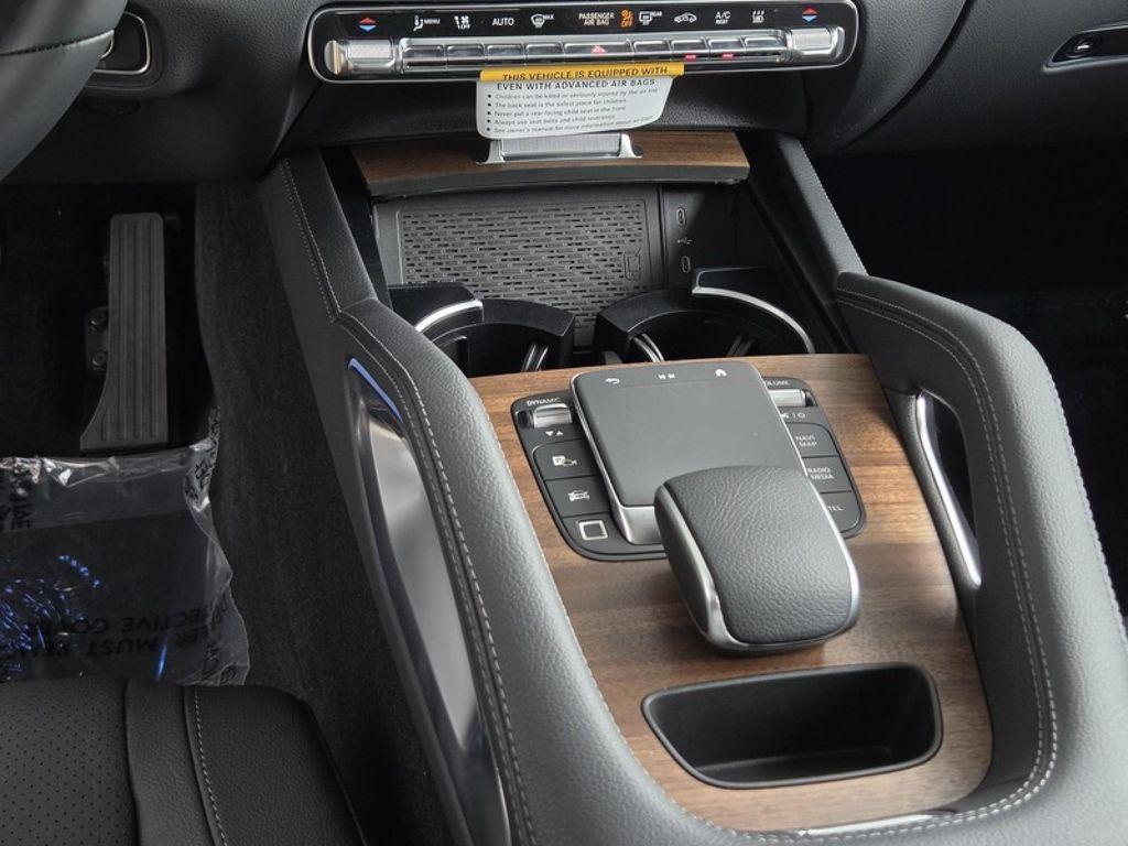 new 2026 Mercedes-Benz GLE 450e car, priced at $77,715