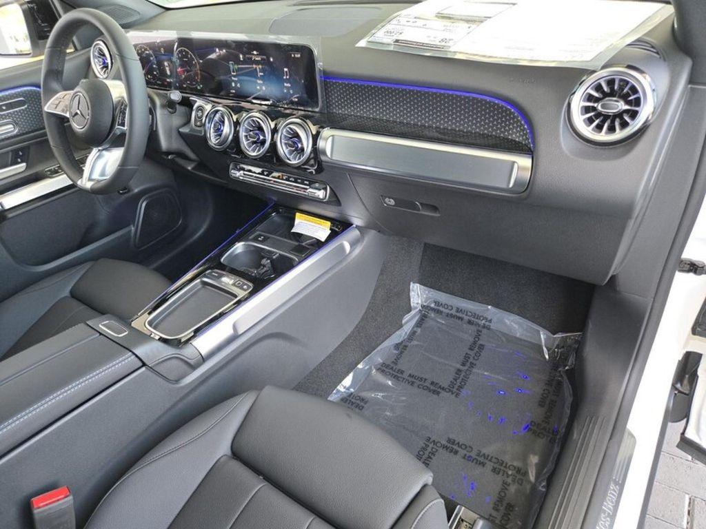 new 2025 Mercedes-Benz GLB 250 car, priced at $48,410