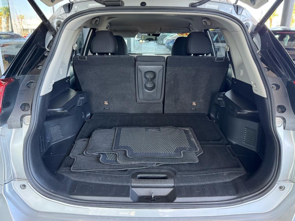 used 2019 Nissan Rogue car, priced at $17,994