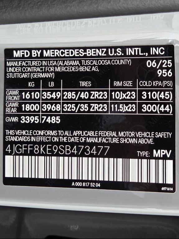 new 2025 Mercedes-Benz AMG GLS 63 car, priced at $162,975