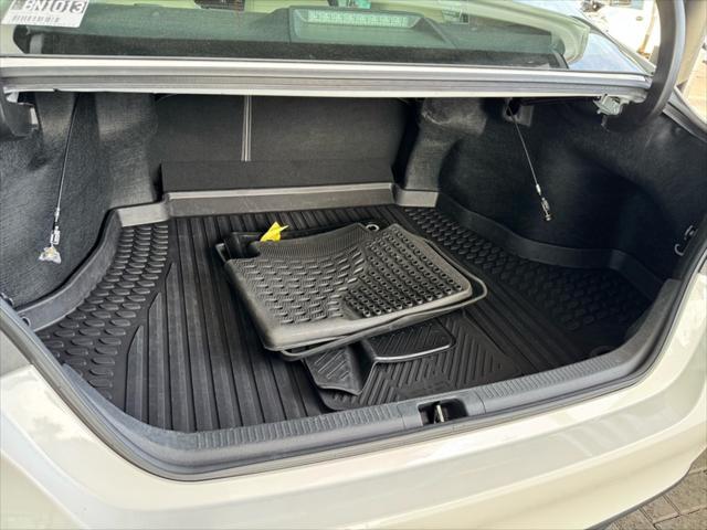 used 2019 Toyota Camry Hybrid car, priced at $21,993