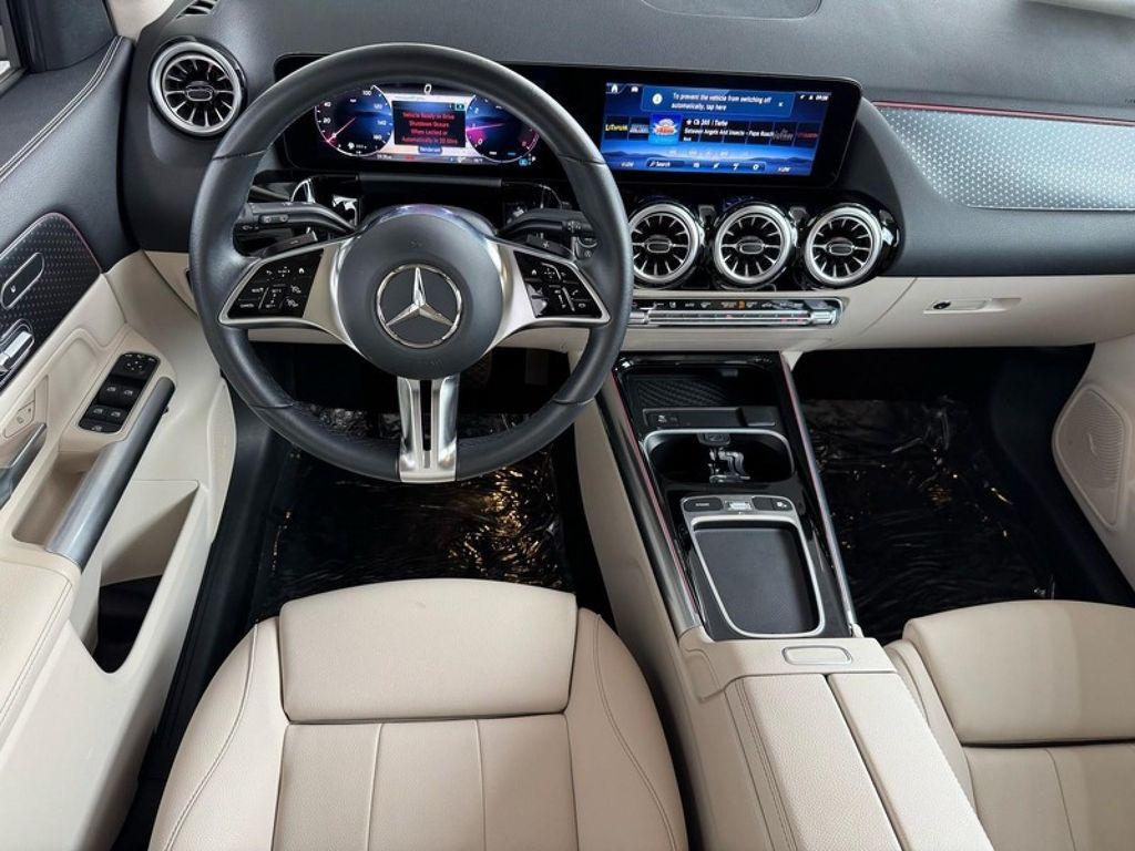 used 2025 Mercedes-Benz GLA 250 car, priced at $38,994