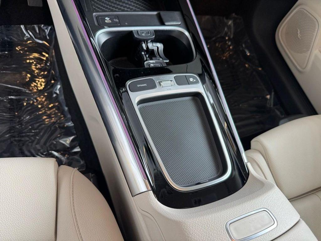 used 2025 Mercedes-Benz GLA 250 car, priced at $38,994