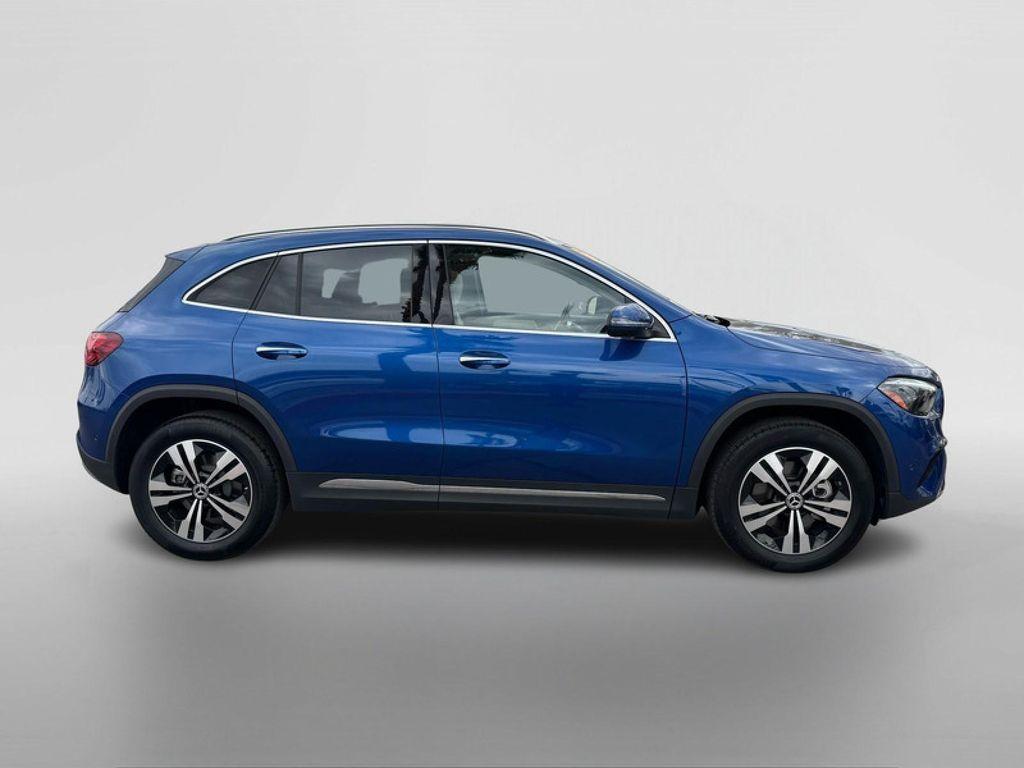 used 2025 Mercedes-Benz GLA 250 car, priced at $38,994