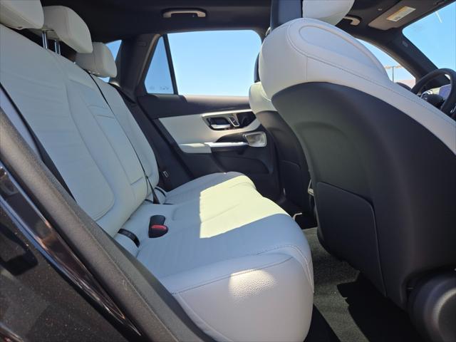 new 2025 Mercedes-Benz GLC 300 car, priced at $61,165