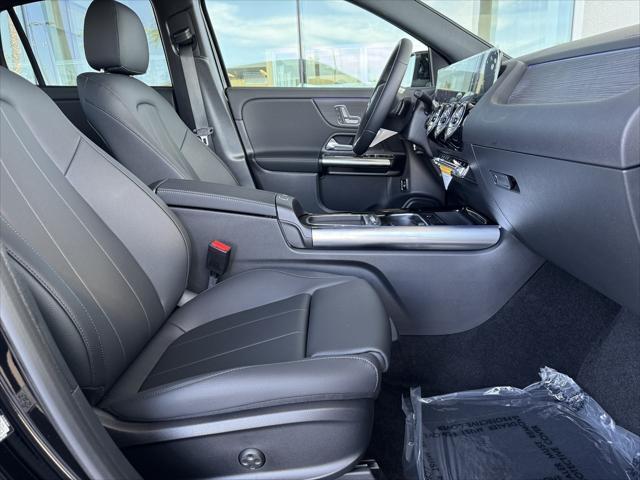 new 2025 Mercedes-Benz GLA 250 car, priced at $44,670