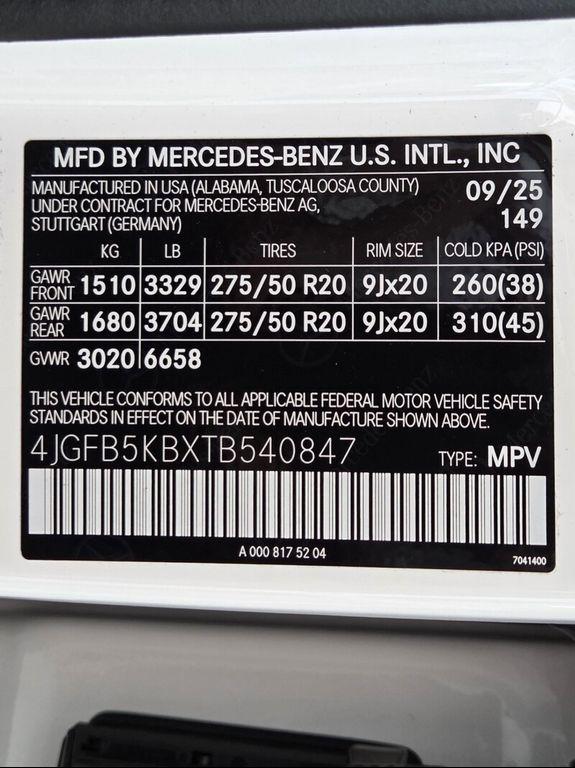 new 2026 Mercedes-Benz GLE 450 car, priced at $80,595