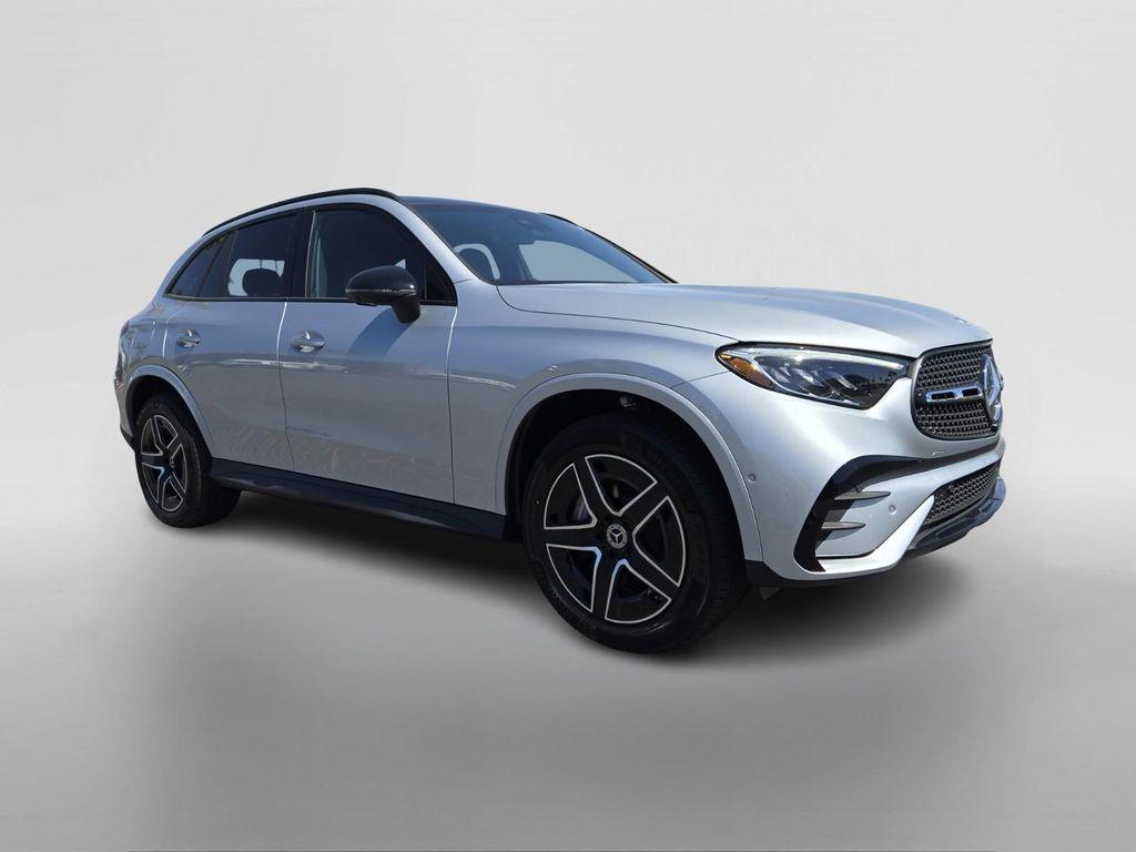 new 2025 Mercedes-Benz GLC 300 car, priced at $61,485
