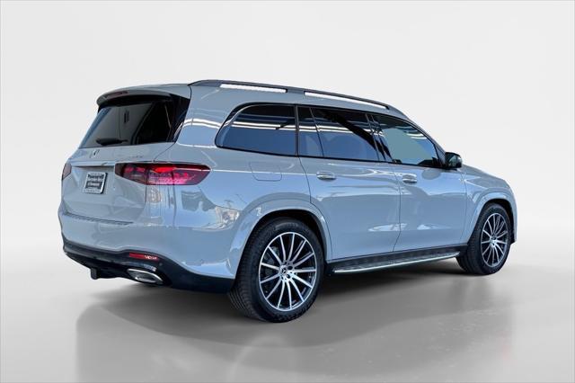 new 2025 Mercedes-Benz GLS 580 car, priced at $122,705