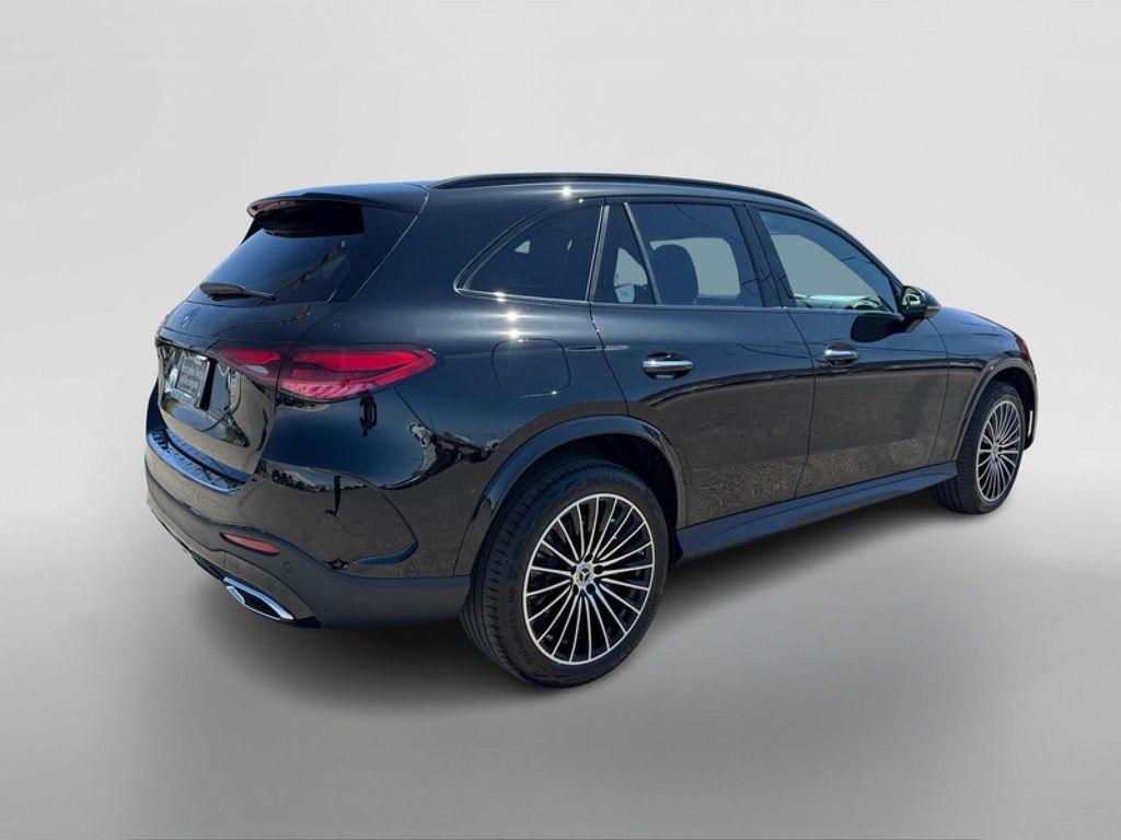 new 2025 Mercedes-Benz GLC 300 car, priced at $56,750