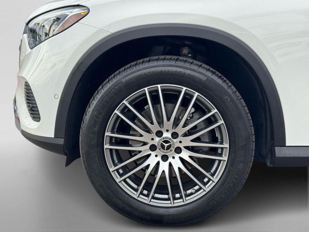 used 2025 Mercedes-Benz GLC 300 car, priced at $46,393