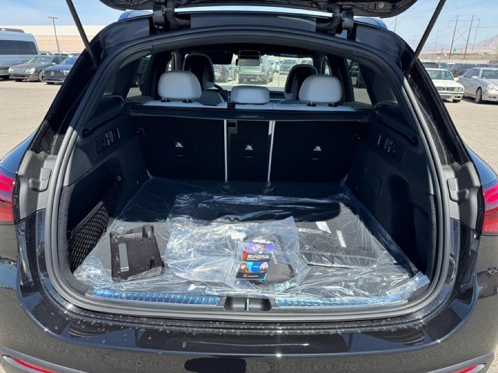 new 2025 Mercedes-Benz GLC 300 car, priced at $57,880